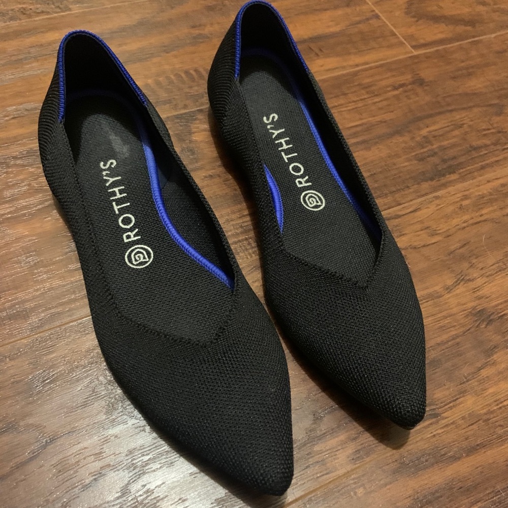Rothys Pointed Flats, size 9.5
